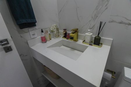 Apartamento à venda com 77m², 2 quartos e 1 vaga Apartamento à venda com 77m², 2 quartos e 1 vagaLavabo