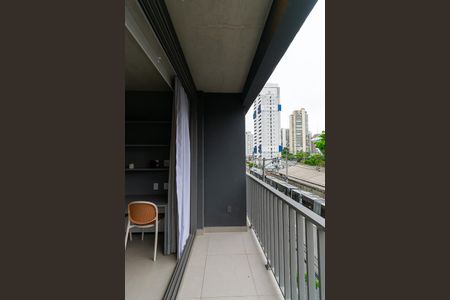 Studio para alugar com 27m², 1 quarto e sem vagaVaranda