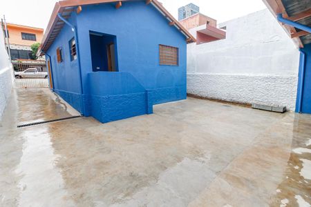 Casa para alugar com 249m², 3 quartos e 7 vagasQuintal