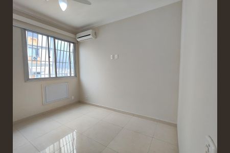 Apartamento para alugar com 91m², 3 quartos e 2 vagasQuarto 2