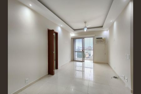 Apartamento para alugar com 91m², 3 quartos e 2 vagasSala