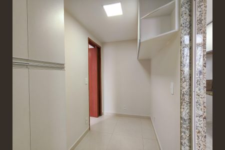 Apartamento para alugar com 91m², 3 quartos e 2 vagasQuarto de Serviço Reversível