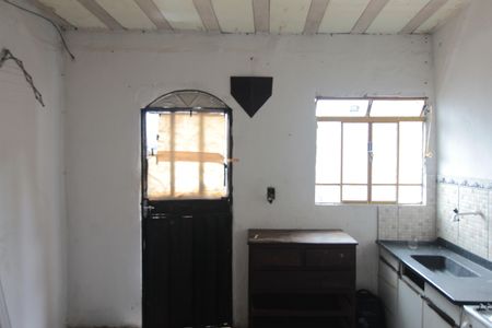 Sala, Quarto e Cozinha de kitnet/studio para alugar com 1 quarto, 23m² em Tupi B, Belo Horizonte