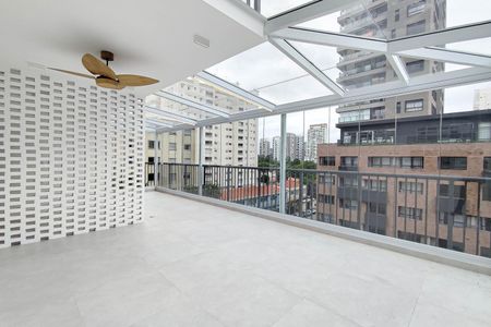 Apartamento para alugar com 109m², 2 quartos e 1 vaga Apartamento para alugar com 109m², 2 quartos e 1 vagaVaranda