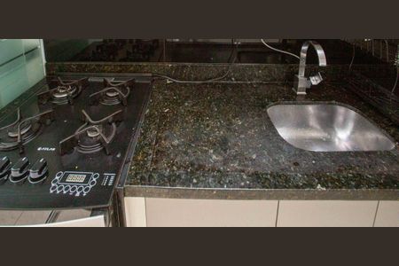 Apartamento à venda com 67m², 2 quartos e 1 vagaCozinha