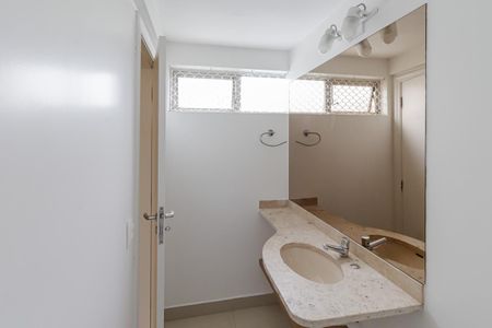 Apartamento à venda com 260m², 3 quartos e 2 vagasLavabo 1