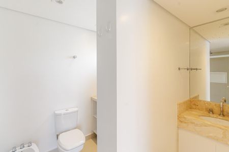 Apartamento à venda com 260m², 3 quartos e 2 vagasBanheiro da Suíte