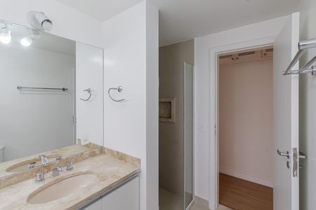 Apartamento à venda com 260m², 3 quartos e 2 vagasBanheiro