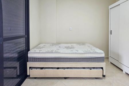 Apartamento para alugar com 158m², 3 quartos e 2 vagasQuarto