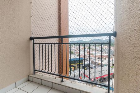 Sacada da Sala de apartamento para alugar com 3 quartos, 64m² em Botujuru, Mogi das Cruzes