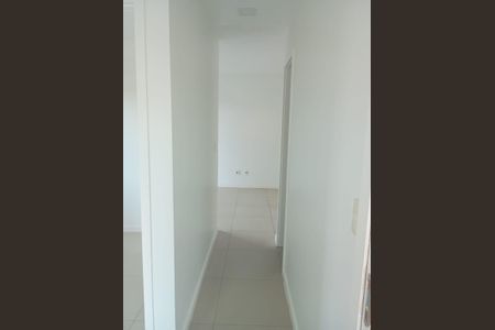 Corredor de apartamento à venda com 3 quartos, 80m² em Barra da Tijuca, Rio de Janeiro