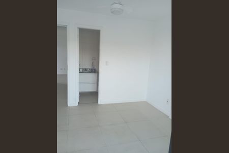 Sala de apartamento à venda com 3 quartos, 80m² em Barra da Tijuca, Rio de Janeiro