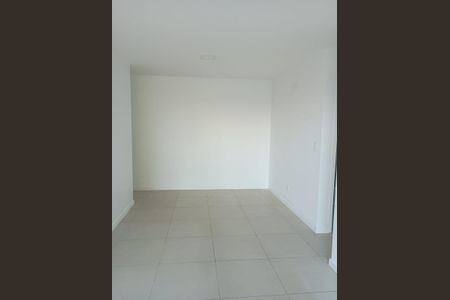 Apartamento à venda com 80m², 3 quartos e 1 vaga Apartamento à venda com 80m², 3 quartos e 1 vagaSala