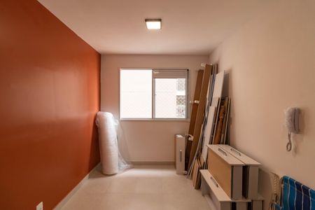 Sala de apartamento para alugar com 2 quartos, 34m² em Parque Industrial Tomas Edson, São Paulo