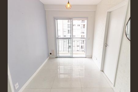 Sala de apartamento para alugar com 2 quartos, 39m² em Vila Invernada, São Paulo