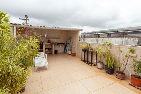 Casa à venda com 160m², 3 quartos e 2 vagasÁrea de Lazer