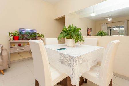 Casa à venda com 160m², 3 quartos e 2 vagasSala de Jantar