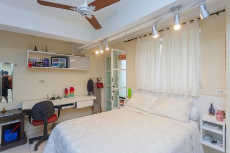 Casa à venda com 160m², 3 quartos e 2 vagasQuarto Suíte