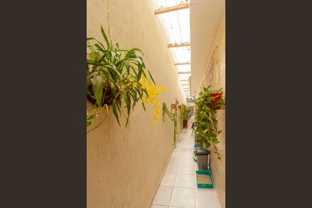 Casa à venda com 160m², 3 quartos e 2 vagasCorredor