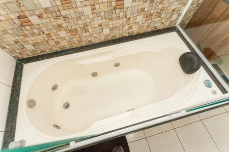 Casa à venda com 160m², 3 quartos e 2 vagasBanheiro