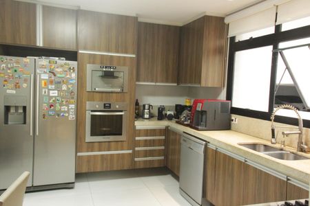 Apartamento para alugar com 340m², 3 quartos e 2 vagasCozinha
