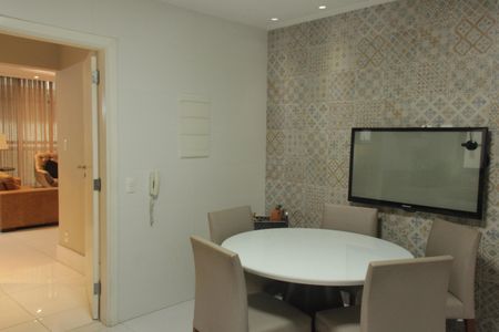 Apartamento para alugar com 340m², 3 quartos e 2 vagasCozinha