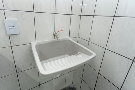 Casa para alugar com 40m², 1 quarto e sem vagaÁrea de Serviço