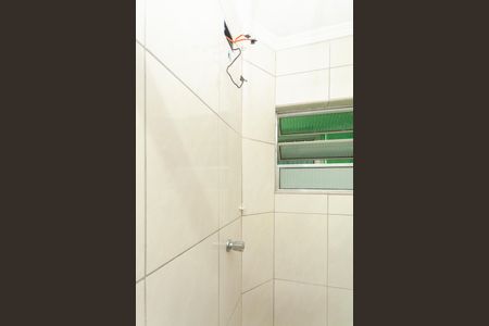 Banheiro de casa para alugar com 1 quarto, 40m² em Vila Joaniza, São Paulo