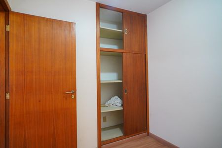Apartamento à venda com 98m², 2 quartos e 1 vagaQuarto  de serviço 