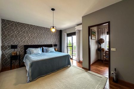 Casa à venda com 254m², 5 quartos e 3 vagas Casa à venda com 254m², 5 quartos e 3 vagasSuíte