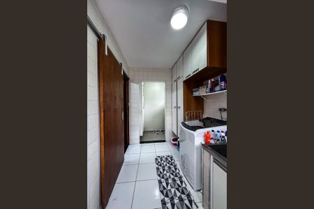 Casa à venda com 254m², 5 quartos e 3 vagas Casa à venda com 254m², 5 quartos e 3 vagasÁrea de Serviço