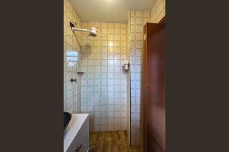 Casa à venda com 254m², 5 quartos e 3 vagas Casa à venda com 254m², 5 quartos e 3 vagasBanheiro de serviço