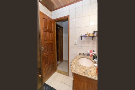 Casa para alugar com 300m², 5 quartos e 6 vagas Casa para alugar com 300m², 5 quartos e 6 vagasBanheiro Social