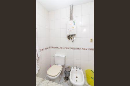 Casa para alugar com 300m², 5 quartos e 6 vagas Casa para alugar com 300m², 5 quartos e 6 vagasBanheiro da Suíte