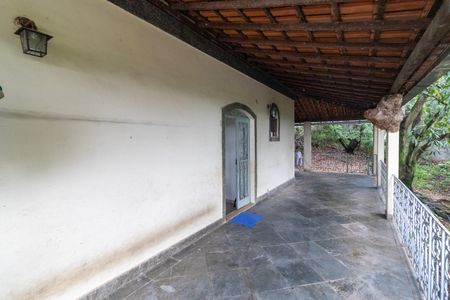 Casa para alugar com 300m², 5 quartos e 6 vagas Casa para alugar com 300m², 5 quartos e 6 vagasVaranda