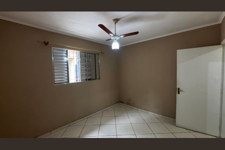 Casa para alugar com 103m², 2 quartos e 1 vagaQuarto 2