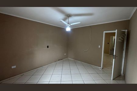 Casa para alugar com 103m², 2 quartos e 1 vagaQuarto 1