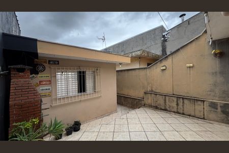 Casa para alugar com 103m², 2 quartos e 1 vagaQuintal