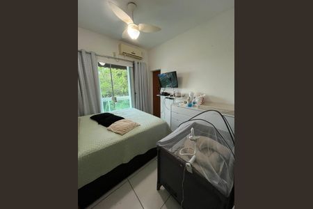 Quarto de casa de condomínio para alugar com 2 quartos, 69m² em Colubandê, São Gonçalo