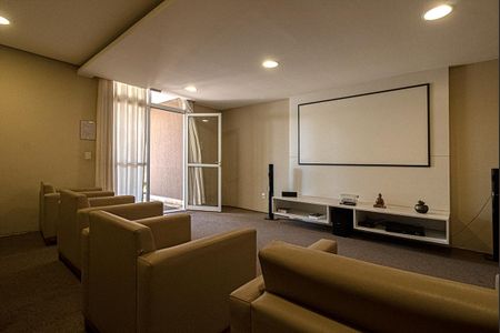 Apartamento para alugar com 103m², 2 quartos e 2 vagassala de cinema_2