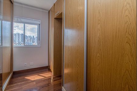 Apartamento para alugar com 103m², 2 quartos e 2 vagascloset na suíte 2_1