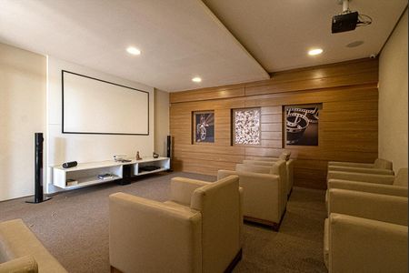 Apartamento para alugar com 103m², 2 quartos e 2 vagassala de cinema_1