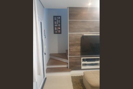 Sala de casa de condomínio para alugar com 3 quartos, 115m² em Jardim Petropolis, Cotia