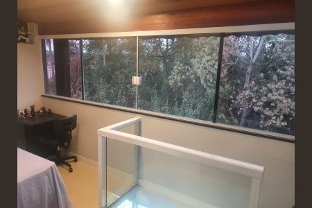 Quarto de casa de condomínio para alugar com 3 quartos, 115m² em Jardim Petropolis, Cotia