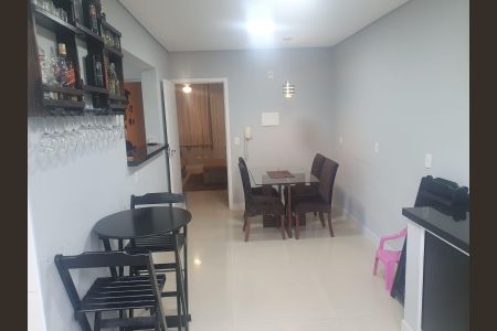 Casa de condomínio para alugar com 115m², 3 quartos e 2 vagasCozinha