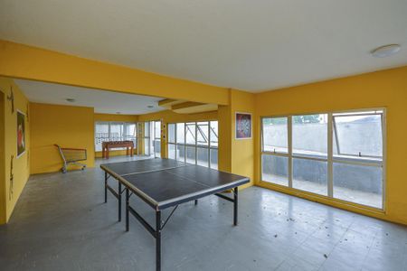 Apartamento à venda com 76m², 2 quartos e sem vaga Apartamento à venda com 76m², 2 quartos e sem vagaSalão de jogos 2