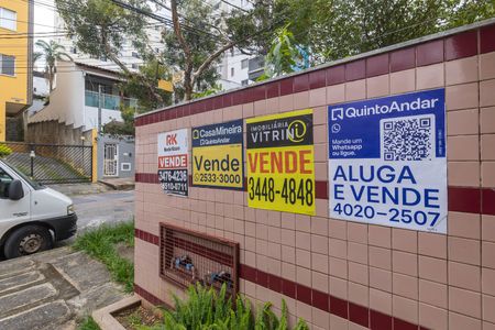 Apartamento para alugar com 90m², 3 quartos e 1 vagaPlaca QuintoAndar MJTR-3