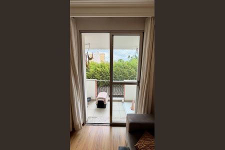 Apartamento à venda com 3 quartos, 83m² em Vila Polopoli, São Paulo