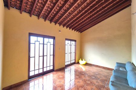 Casa à venda com 226m², 3 quartos e 3 vagasÁrea comum - Salão de festas