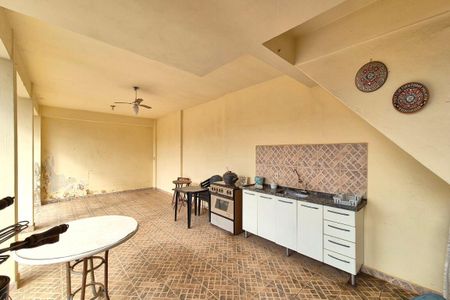 Casa à venda com 226m², 3 quartos e 3 vagasÁrea comum - Churrasqueira